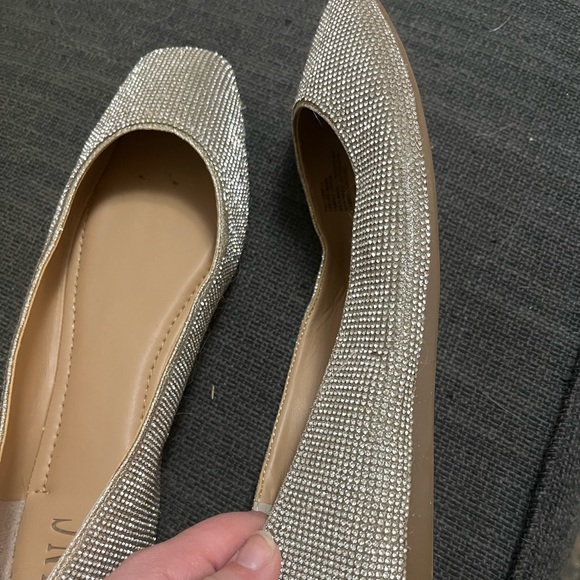 INC sequined silver flats size 9 - Picture 2 of 6